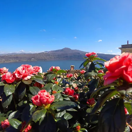 Atlantis Castelgandolfo Guest house
