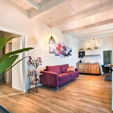 Atlantis Castelgandolfo Affittacamere 3*