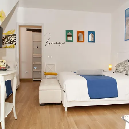 Pensjonat Atlantis Castelgandolfo 3*