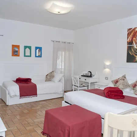 Atlantis Castelgandolfo Pensjonat 3*